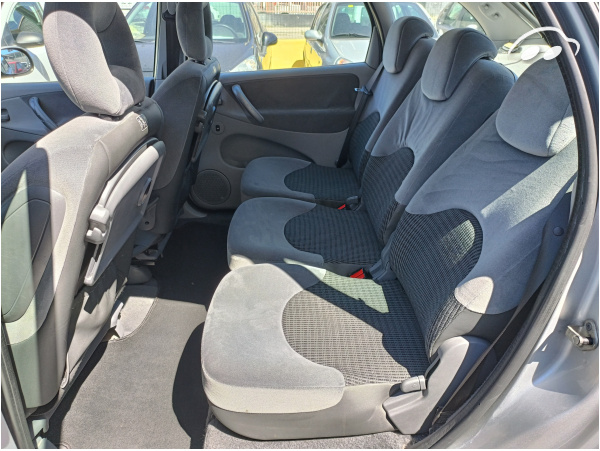 Citroen Xsara Picasso 1.6 HDI Exclusive 10