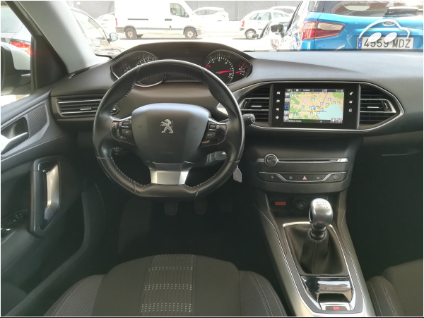 Peugeot 308 ALLURE 5