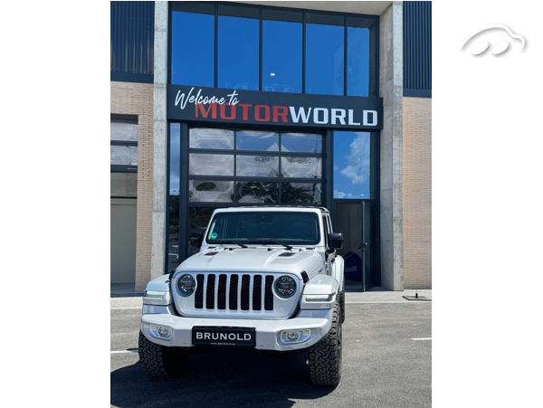 Jeep Wrangler Sahara 1