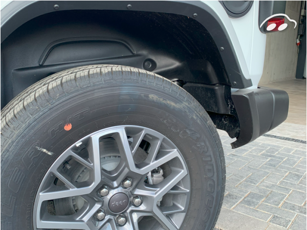 Jeep Wrangler Sahara 6