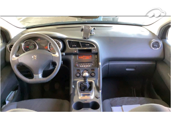 Peugeot 3008 1.6 HDI 2