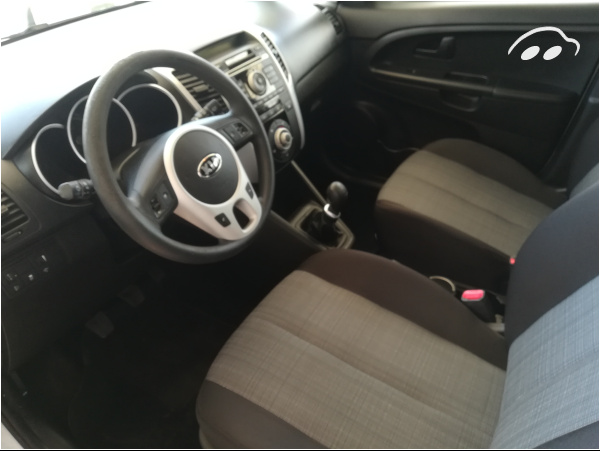 Kia Venga 1.4 7