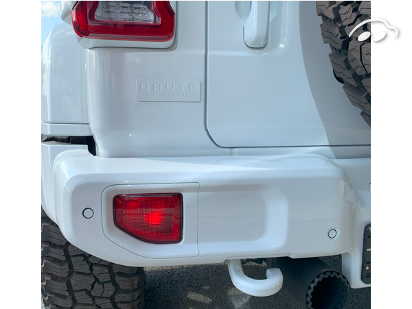 Jeep Wrangler Sahara 4