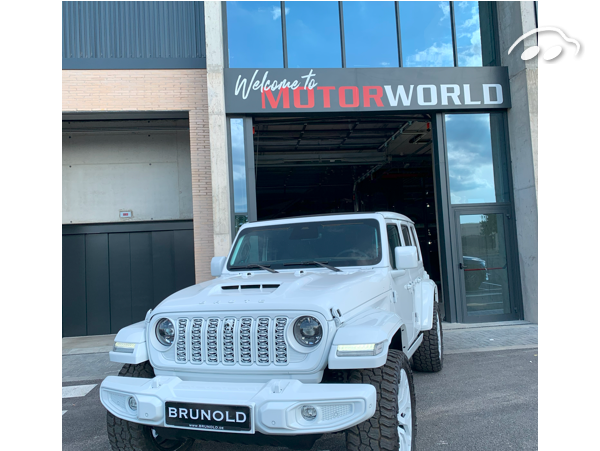Jeep Wrangler Sahara 12