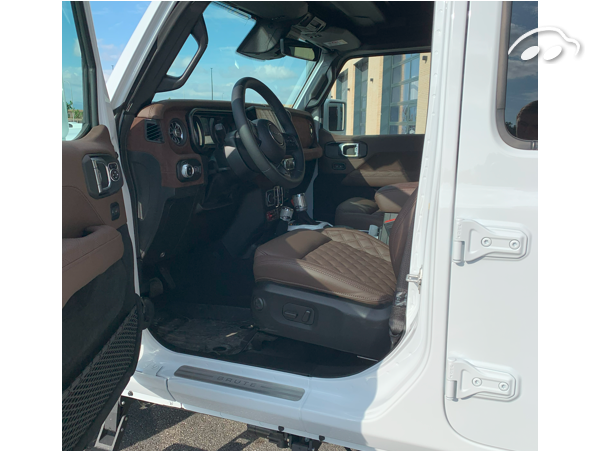 Jeep Wrangler Sahara 7