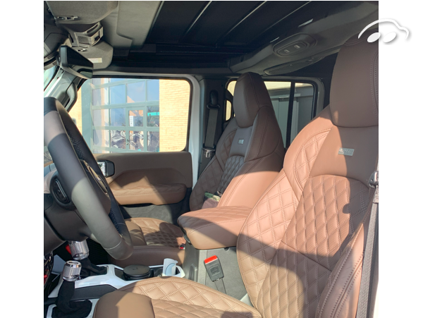 Jeep Wrangler Sahara 6