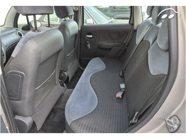 Citroen C3  8