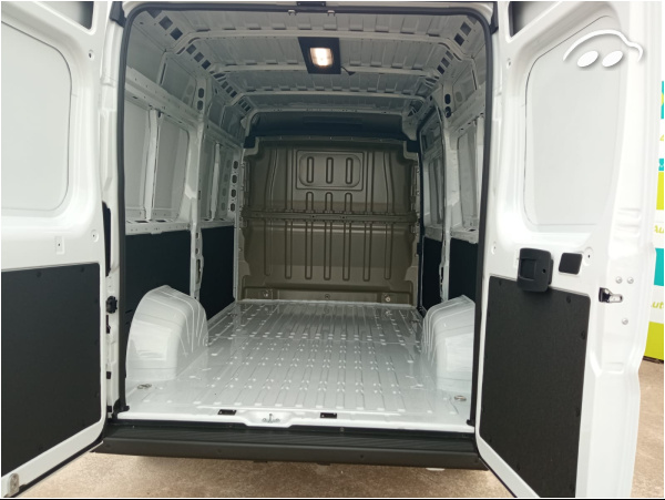 Peugeot Boxer FURGON 3.0 L2H2 BLUEHDI 120 7