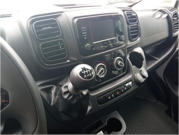 Peugeot Boxer FURGON 3.0 L2H2 BLUEHDI 120 4