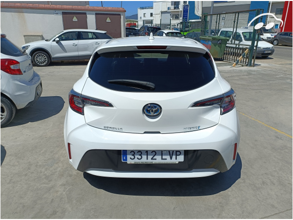 Toyota Corolla  4