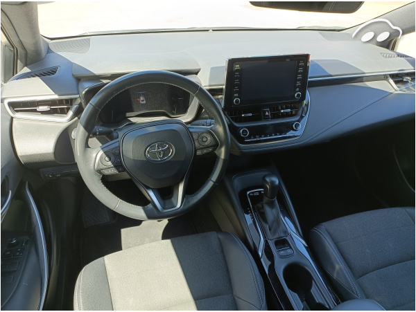 Toyota Corolla  7
