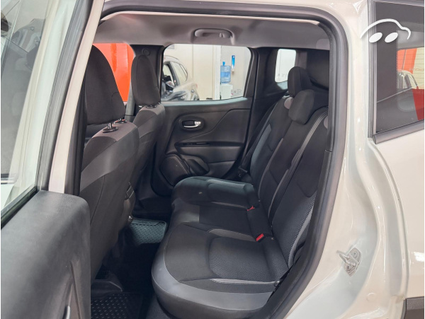 Jeep Renegade 1.0 LIMITED 10