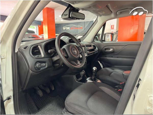 Jeep Renegade 1.0 LIMITED 11