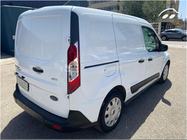 Ford Transit Connect 1.5 TDCI 75 CV 6