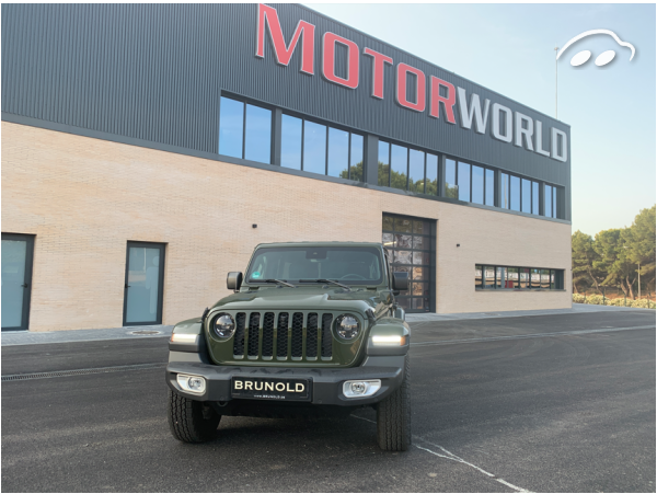 Jeep Wrangler Sahara 1