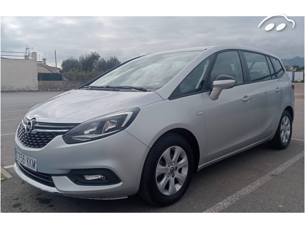 Opel Zafira  1.4 T SS 103kW 140CV 11