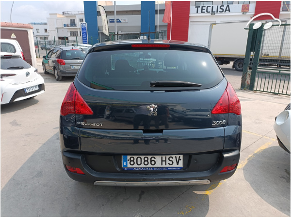 Peugeot 3008 Style 1.6 HDI 5