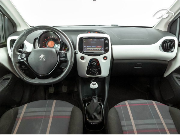 Peugeot 108 ALLURE 1.2 PTECH 82CV 9