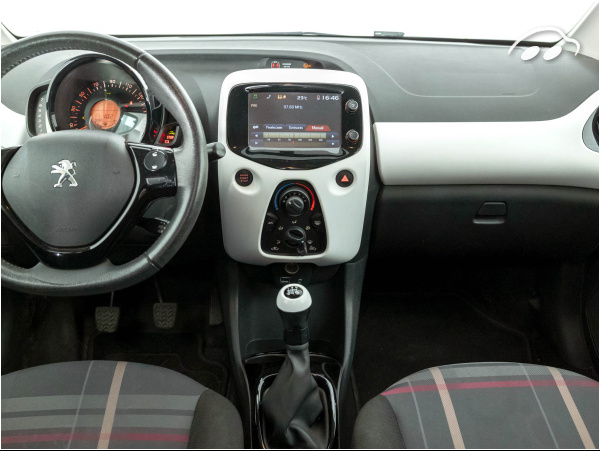 Peugeot 108 ALLURE 1.2 PTECH 82CV 12
