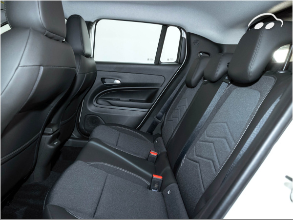 Jeep AVENGER ALTITUDE MHEV 1.2 110CV 10