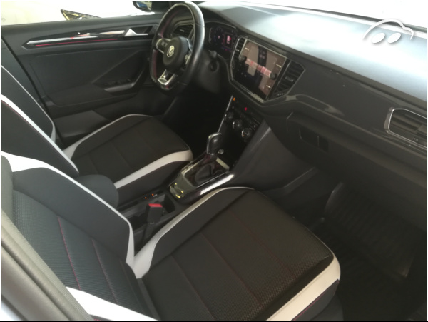 Volkswagen T-roc SPORT 6