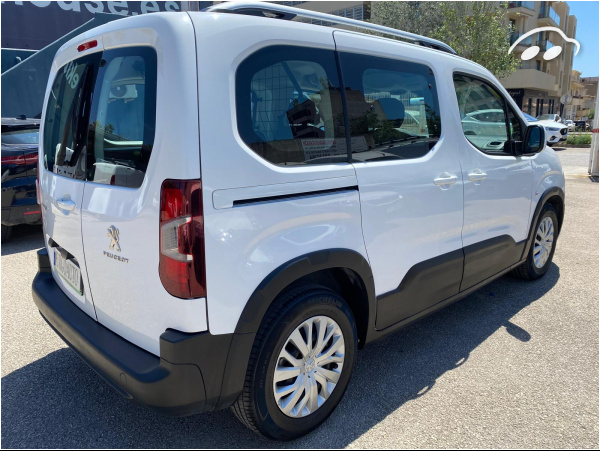 Peugeot Rifter 1.2 Gasolina 110 CV 6
