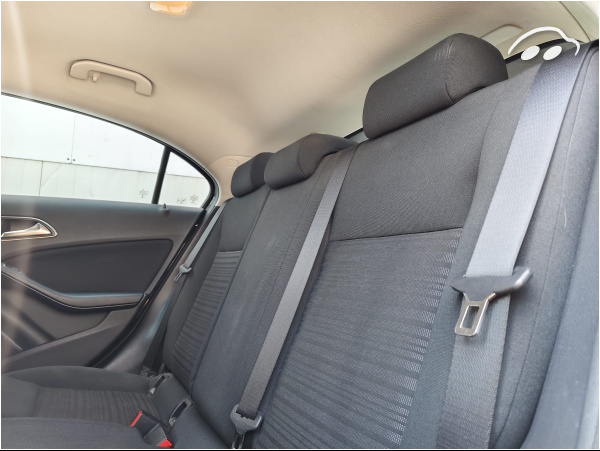 Mercedes-benz A 180 1.6 8