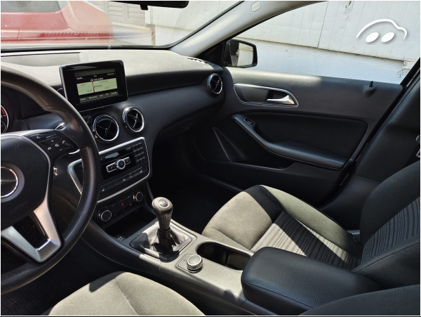 Mercedes-benz A 180 1.6 12
