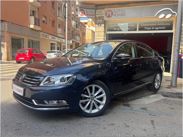 Volkswagen Passat  2