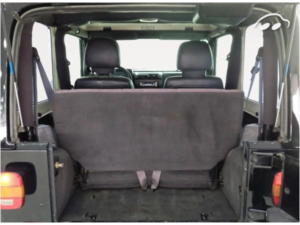 Jeep Wrangler 2.5 ST 5