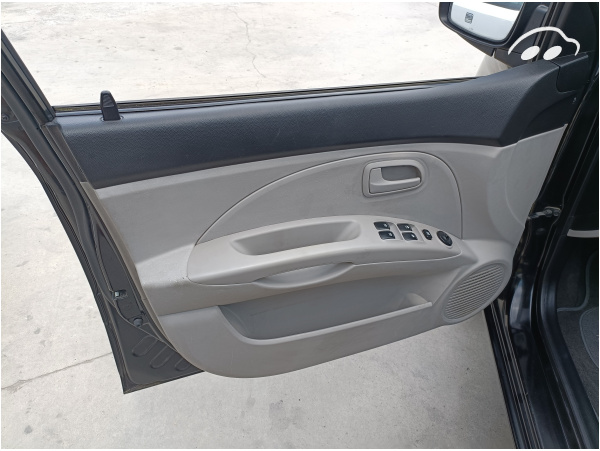Kia Picanto 1.1 Active 9