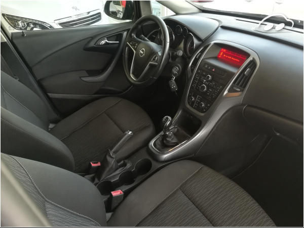 Opel Astra 1.6 6
