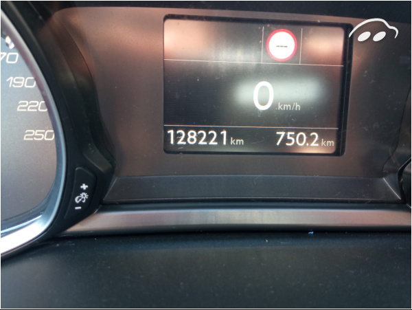 Peugeot 308 STYLE 1.5 HDI 130 3