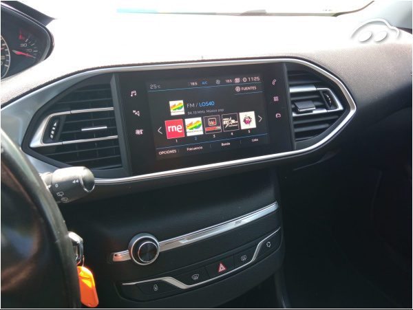 Peugeot 308 STYLE 1.5 HDI 130 5