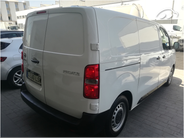Toyota PROACE 1.5 4