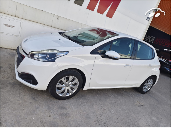 Peugeot 208 1.5 3