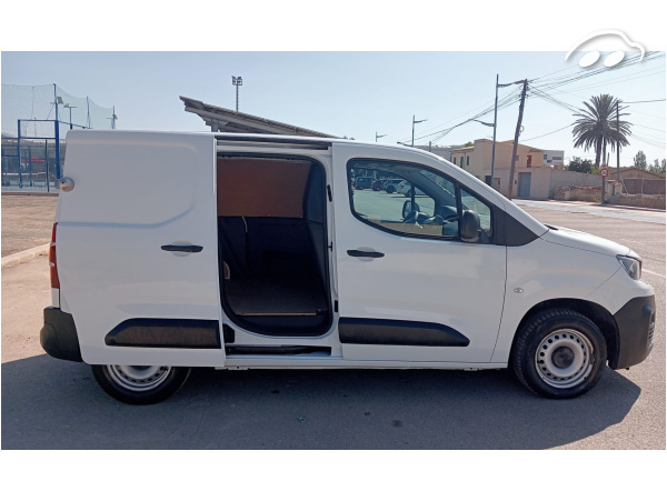 Peugeot Partner Pro Standard 600kg BlueHDi 55kW 7