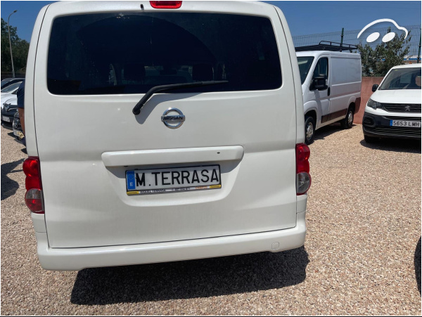 Nissan Nv200  8