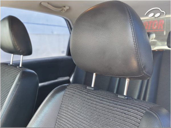 Kia Sportage 2.0 10