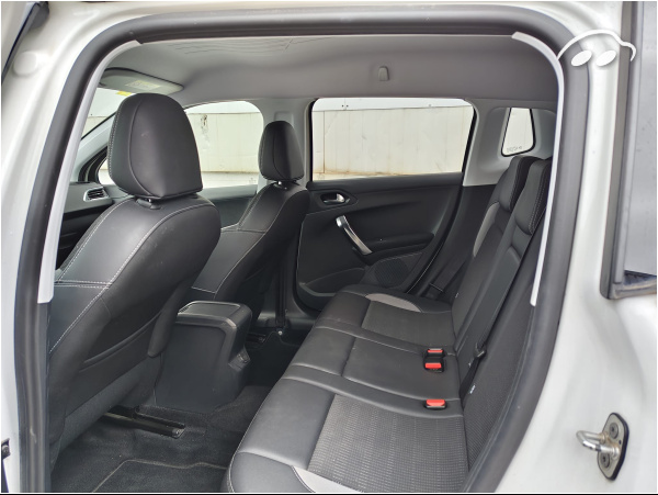 Peugeot 2008 1.6 8