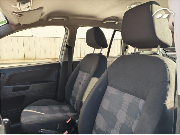Ford Fusion 1.4 8