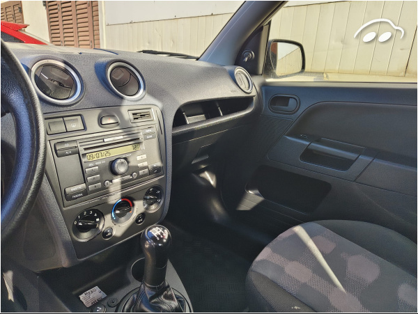 Ford Fusion 1.4 10