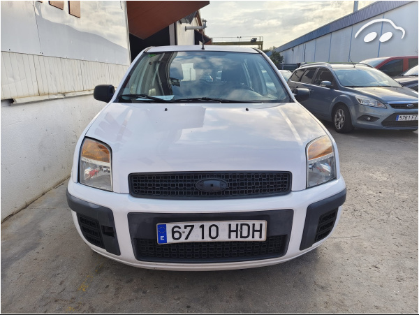 Ford Fusion 1.4 2