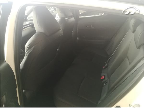 Toyota C-HR 2.0 ADVANCE 8