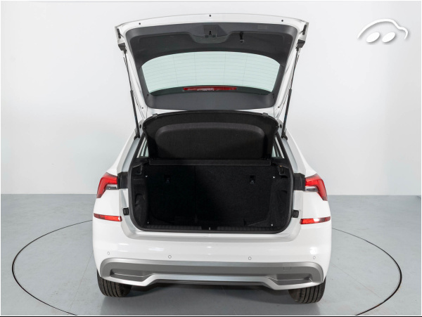 Skoda Kamiq AUTOMATICO TURBO AMBITION 1.0 110CV 8