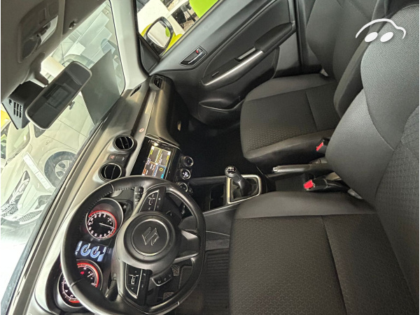 Suzuki Swift  4