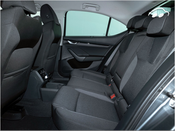 Skoda  SELECTION 2.0 TDI 110KW 150CV 11