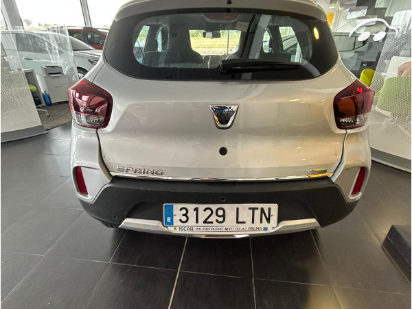 Dacia Spring  3