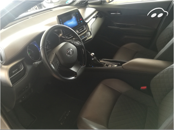 Toyota C-HR 1.8 ACTIVE 7