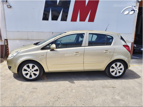 Opel Corsa 1.2 2